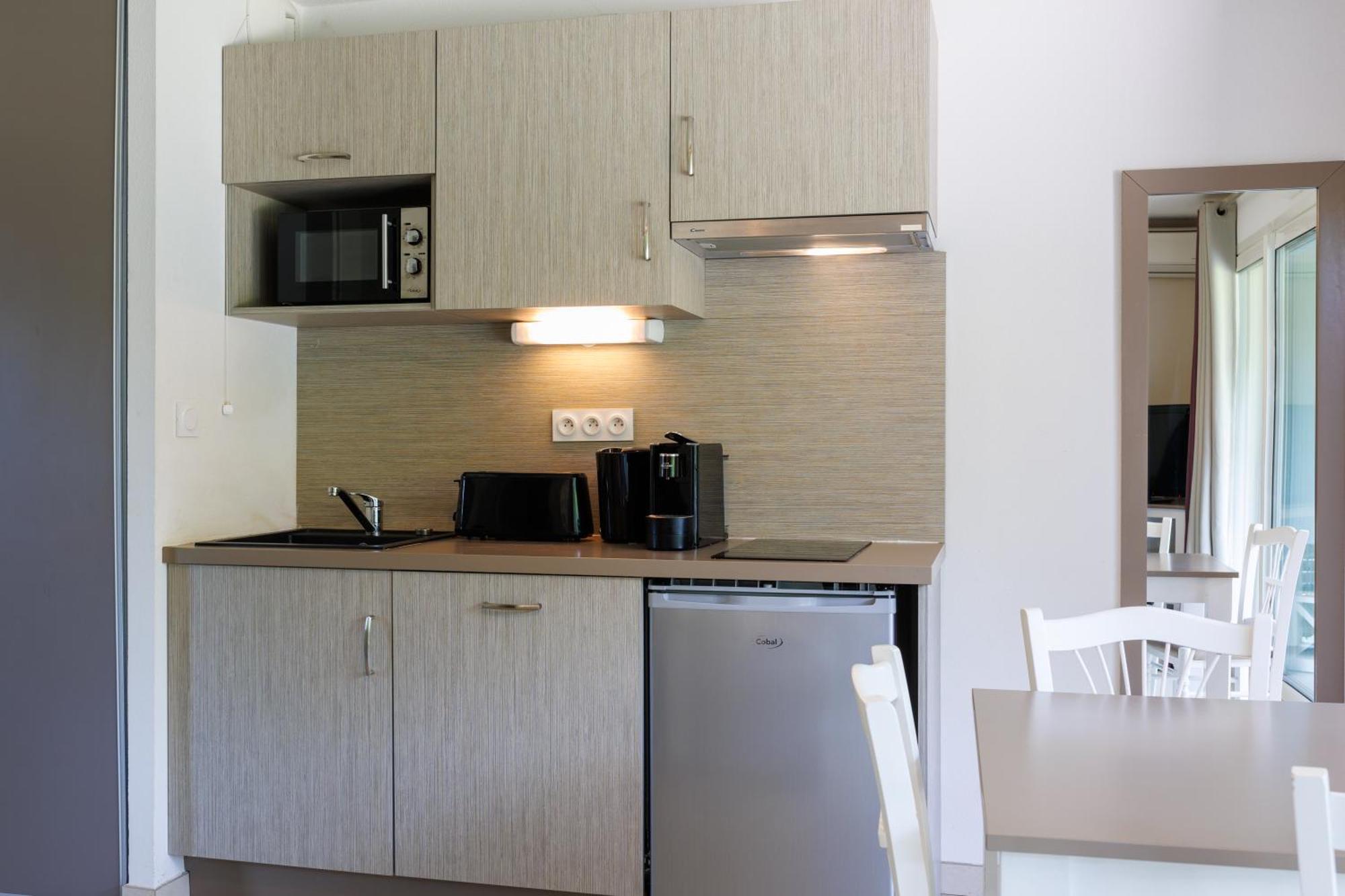 Residhotel Residence Pont Du Gard Ремулен Экстерьер фото