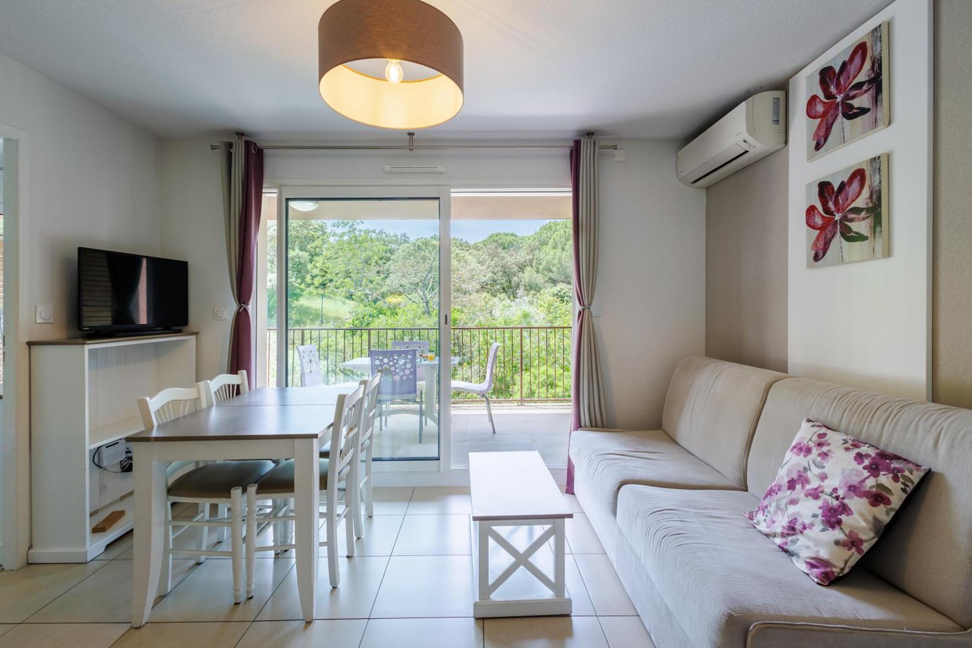 Residhotel Residence Pont Du Gard Ремулен Экстерьер фото