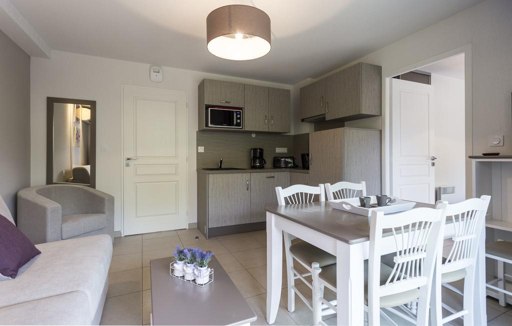 Residhotel Residence Pont Du Gard Ремулен Экстерьер фото